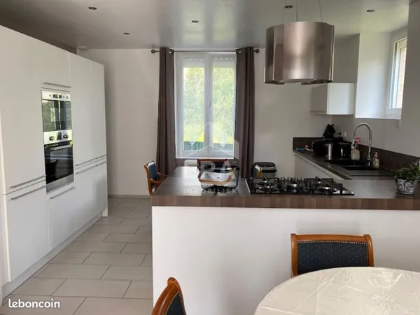Propriété 8 pièces 245 m²