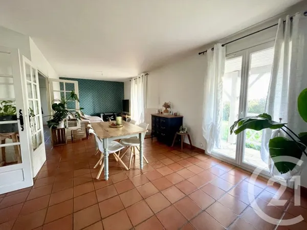 Maison 4 pièces 112 m²
