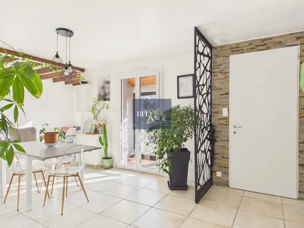 Maison familiale des années 80 entièrement repensée 124 m2