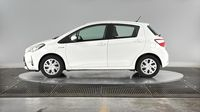 Toyota Yaris 100h France 5p — photo 7