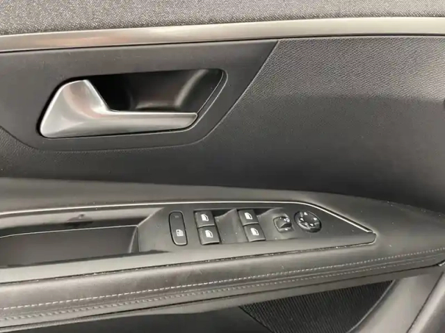 Peugeot 3008 puretech 130ch s&amp;s eat8 — photo 64