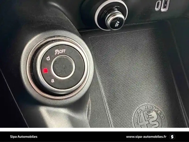 Alfa Romeo Tonale 1.5 hybrid 130 ch tct7 — photo 109