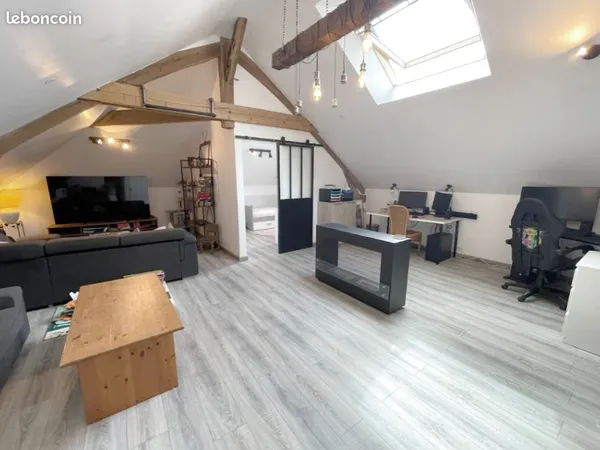 Grand duplex familiale 159m² dans maison de ville utiles Flins sur Seine