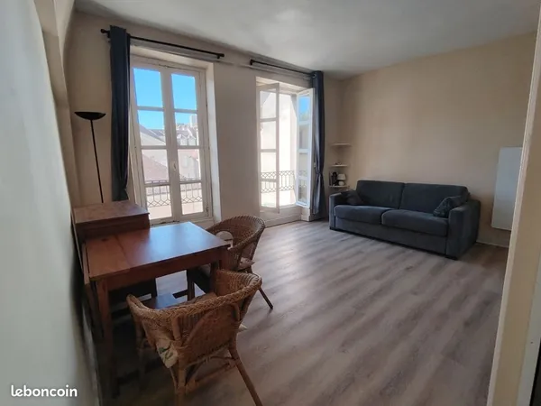 1 pièce · 24 m² · Saint​-​Germain​-​en​-​Laye 78100 - Centre-ville