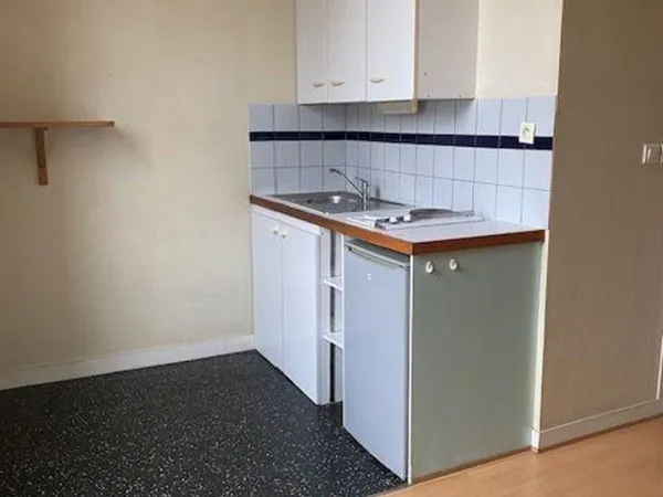 Beau studio non meublé 21m²