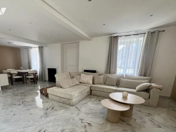 Maison 5 pièces 149 m²