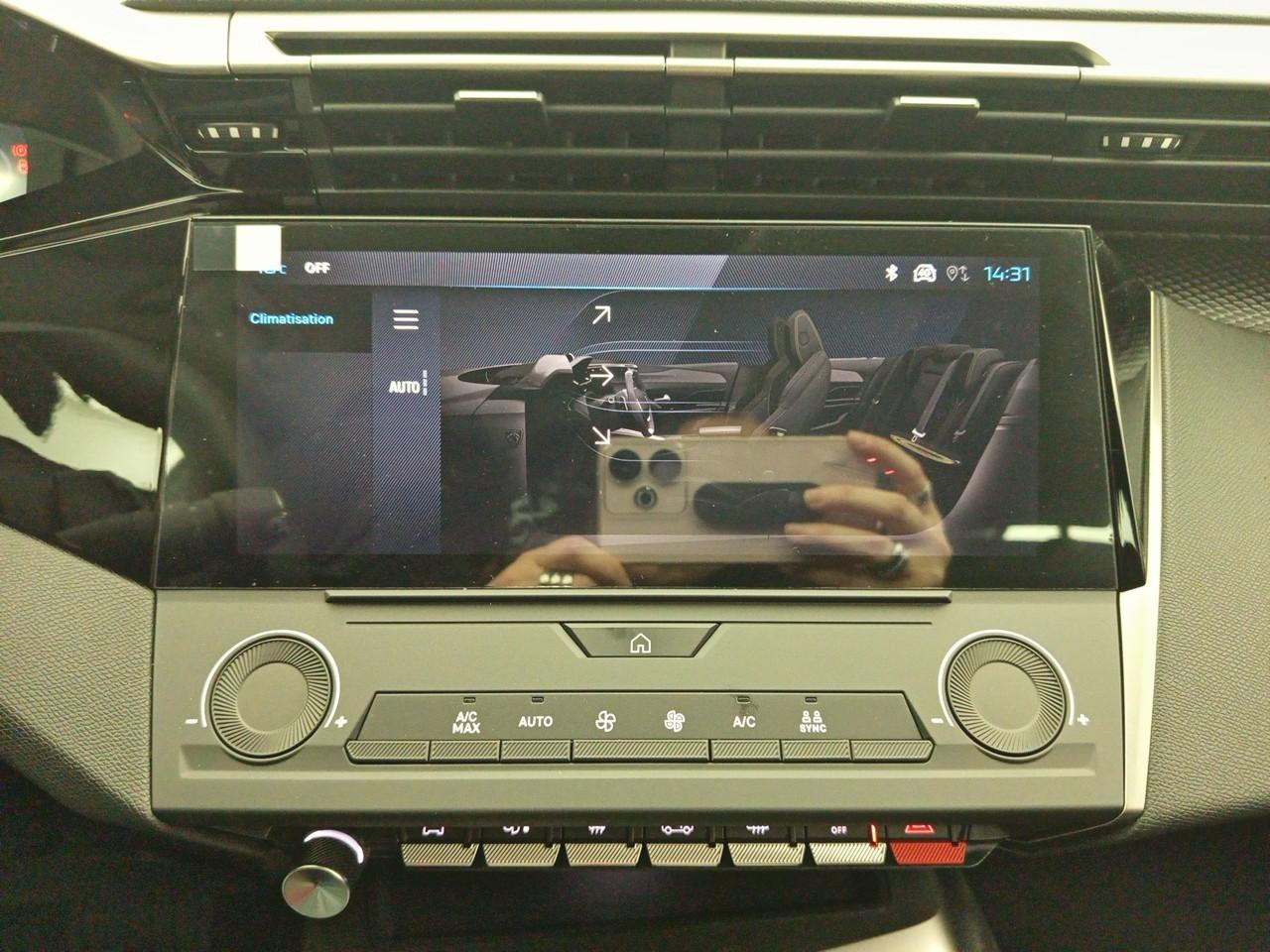 Peugeot 308 hybrid 145 e-dcs6 style — photo 30