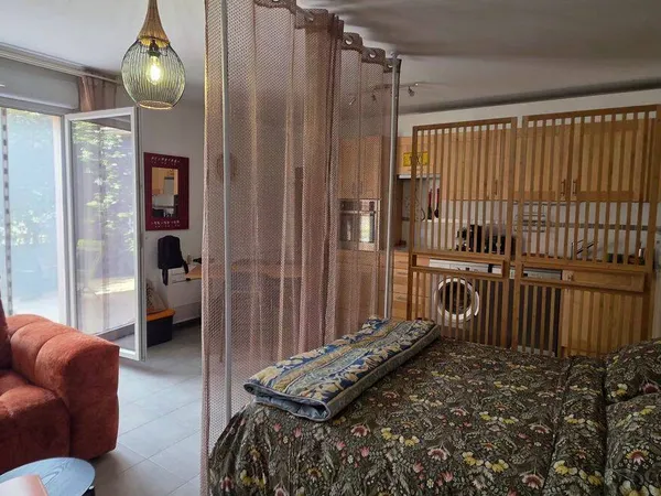 Studio 1 pièce 35 m²