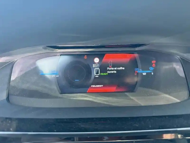 Peugeot 308 electrique 55 kwh 156ch — photo 10
