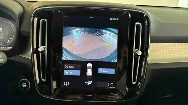 Volvo Xc40 t4 recharge 129+82 ch dct7 — photo 18