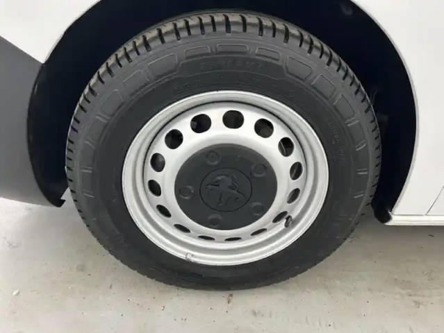 Peugeot Expert fg vul standard 2.0 bluehdi 180ch asphalt eat8 — photo 20