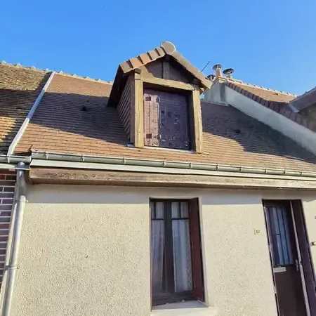 Charmante maison à potentiel avec jardin et terrasse Meslay