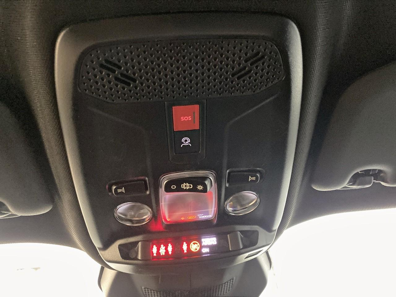 Peugeot 2008 hybrid 145 ch e-dcs6 allure — photo 19