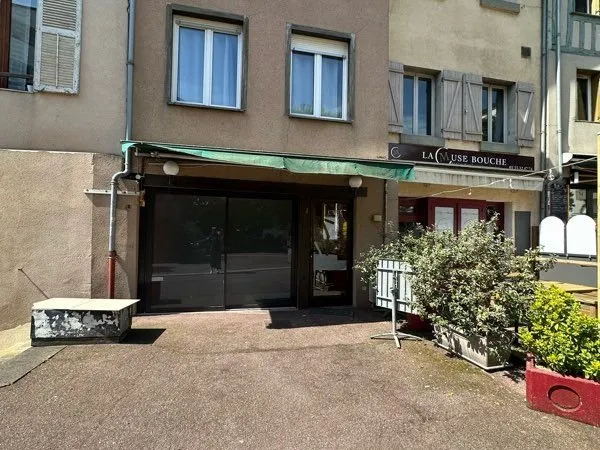 Local commercial centre-ville