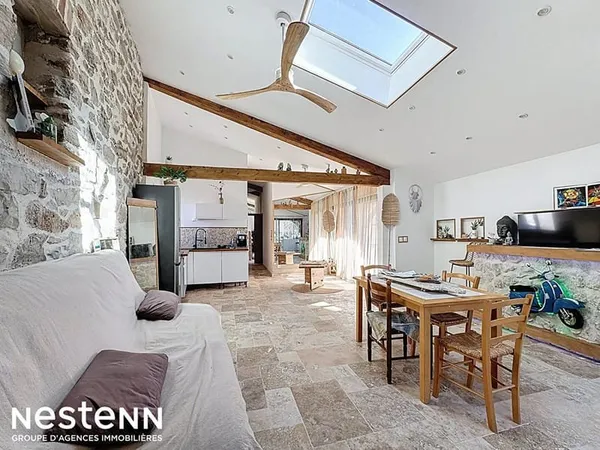 Appartement T4 lumineux de 75 m² avec loggias proche du canal de la Robine