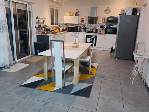 Chambre en colocation dans Maison Centre ville