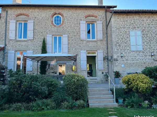 Maison 7 pièces 180 m2