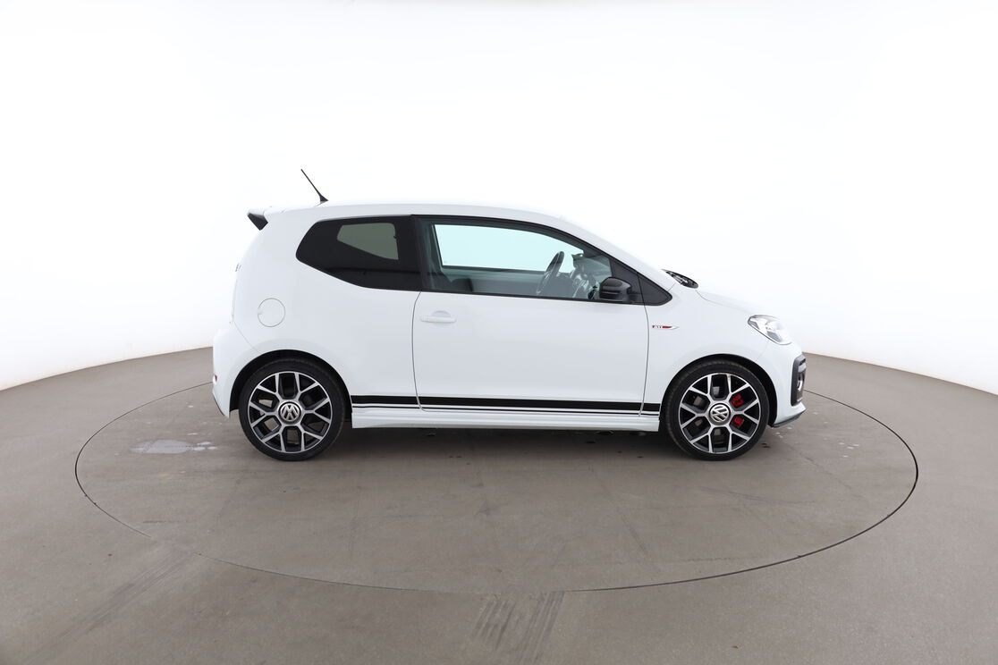 Volkswagen up! 1.0 TSI BlueMotion GTI — photo 6