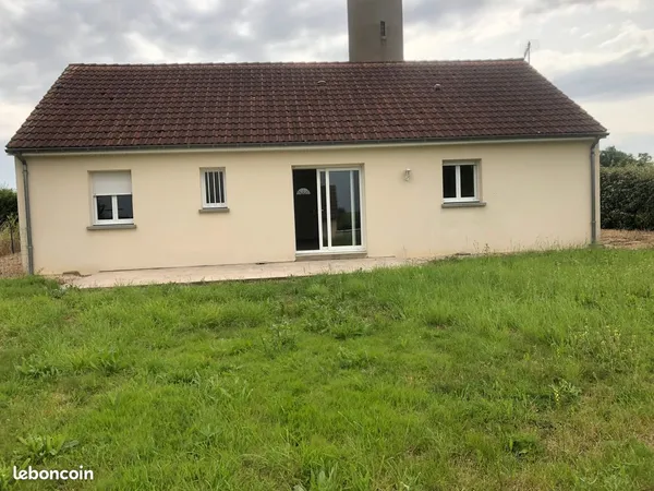 Maison de plain pied à 13 km de Vendôme, de la gare TGV Villiers sur Loir et de Montoire