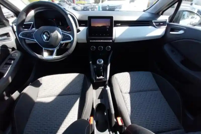 Renault Clio tce 90 — photo 9