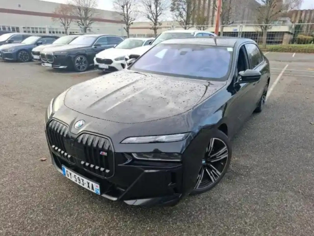 Bmw I7 m70 xdrive 659ch m performance — photo 1