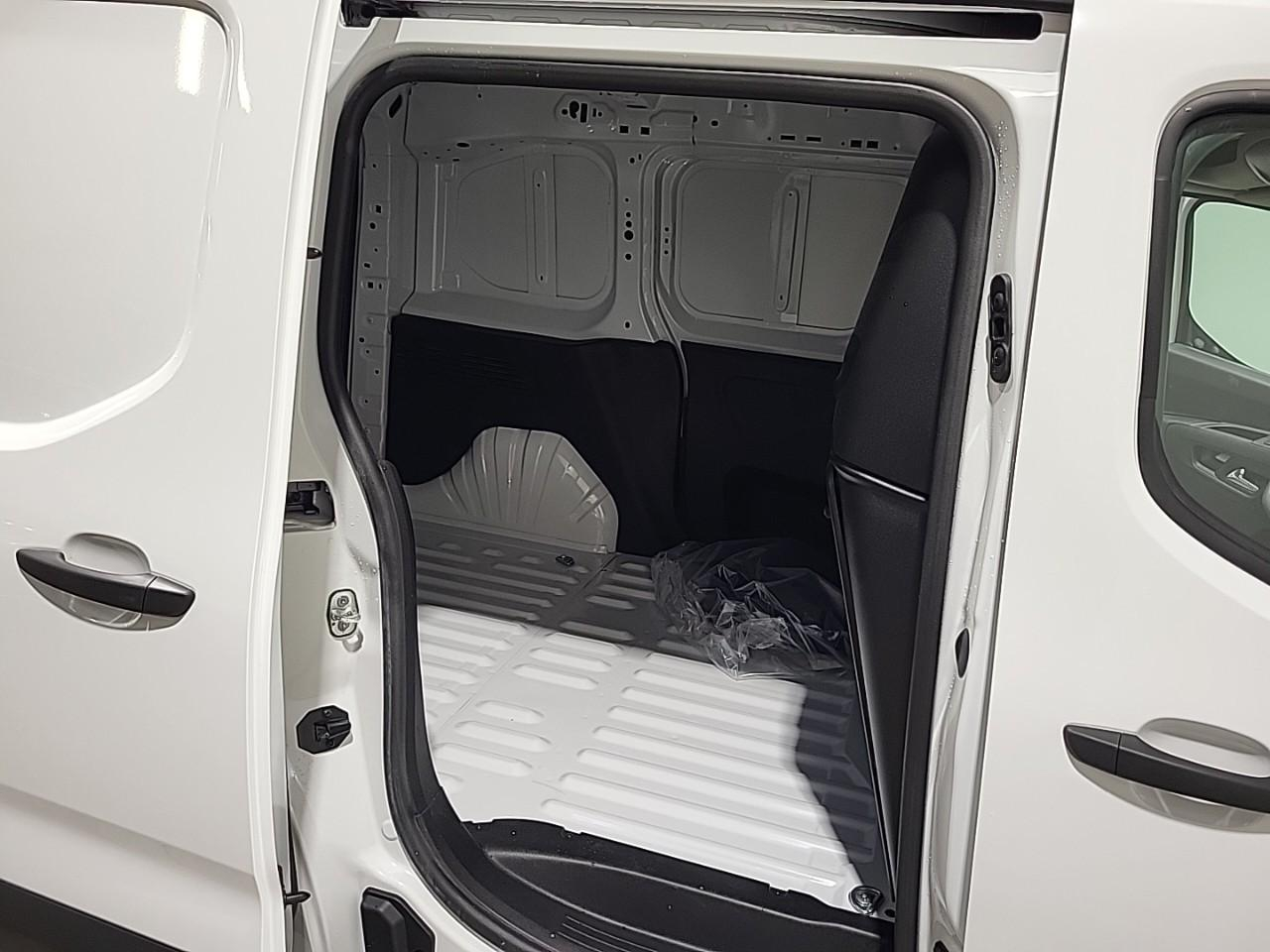 Citroën Berlingo van m diesel 100 ch manuelle — photo 13
