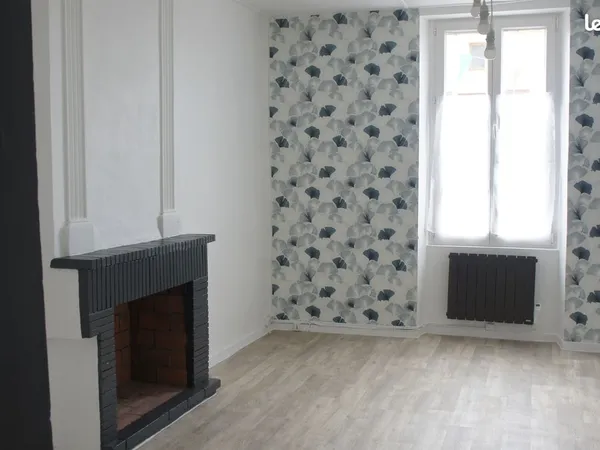 Maison de ville F2 bis 56m² avec cour