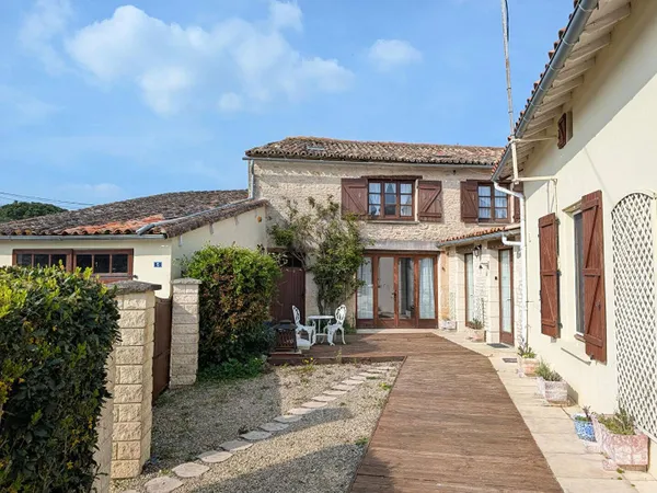 Maison 7 pièces 146 m²