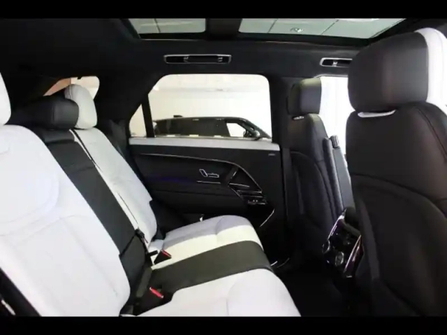 Land Rover Range Rover sport 3.0 p460e 460ch phev dynamic hse — photo 11