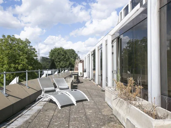 Bureaux 310 m²