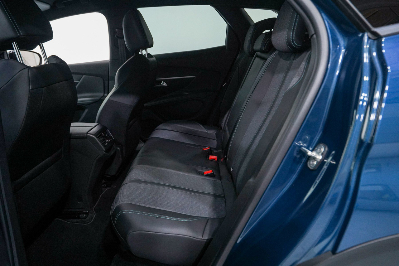 Peugeot 3008 — photo 32