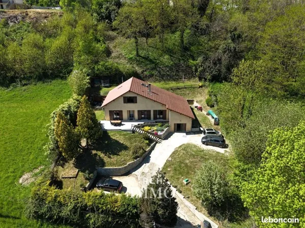 Maison 6 pièces 155 m²