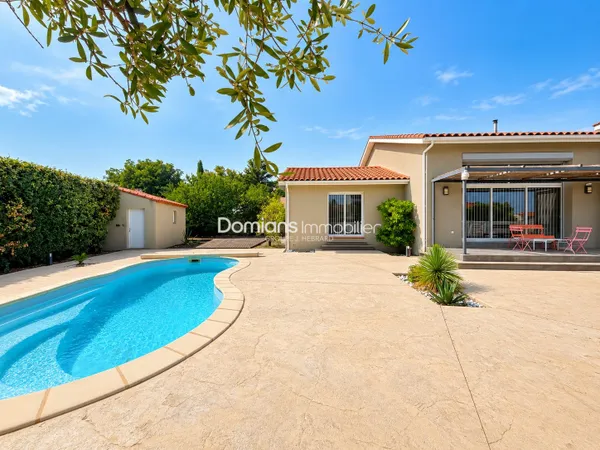 Maison 5 pièces 212 m²