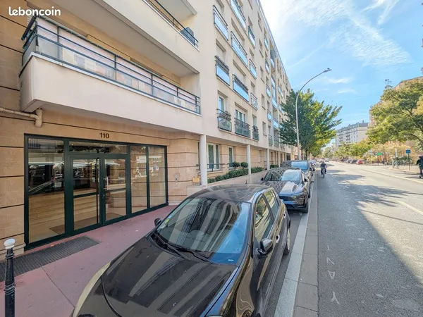 Studio 1 pièce 38 m²