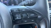 Toyota Yaris 116h Collection 5p MC24 — photo 20