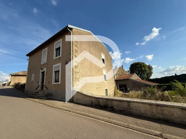 Maison 6 pièces 305 m²