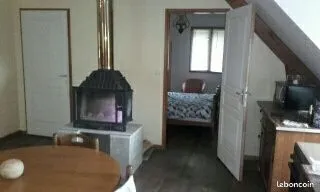 Chambre meublée