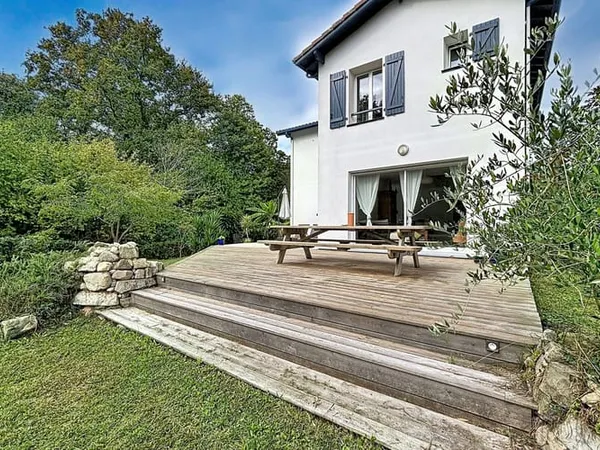 Maison 5 pièces 144 m²