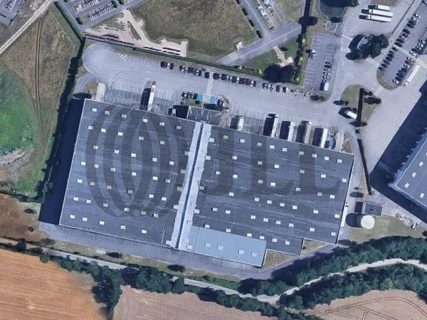 Entrepôt 7118 m²