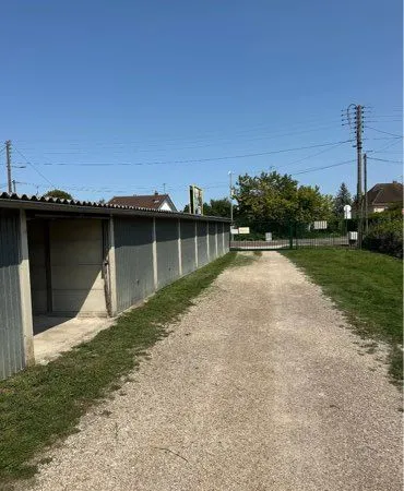Garage / box