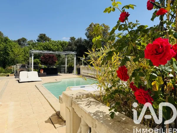 Maison 6 pièces 150 m²