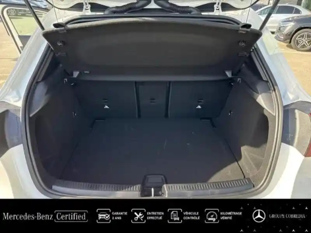 Mercedes Classe A 180 d 116ch amg line 8g-dct — photo 12