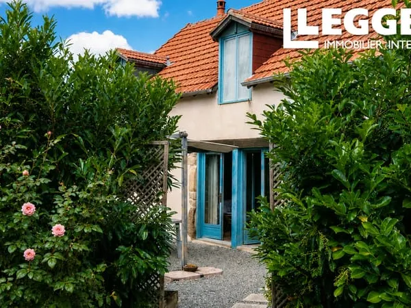 Charmante petite maison dans un environnement paisible au coeur de la Creuse