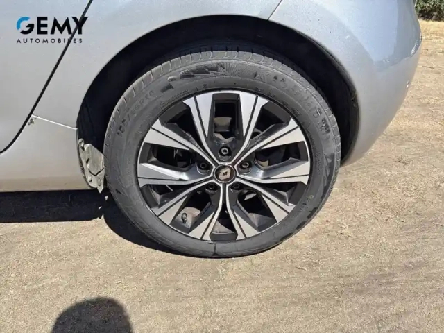 Renault Zoé zoe r110 - 22b — photo 11