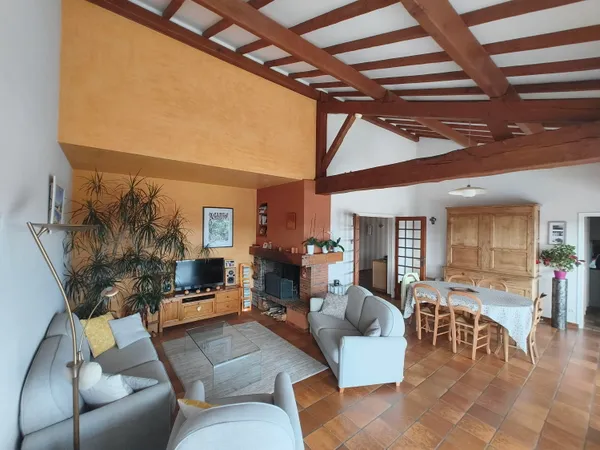 Vends maison familiale atypique - 170m²
