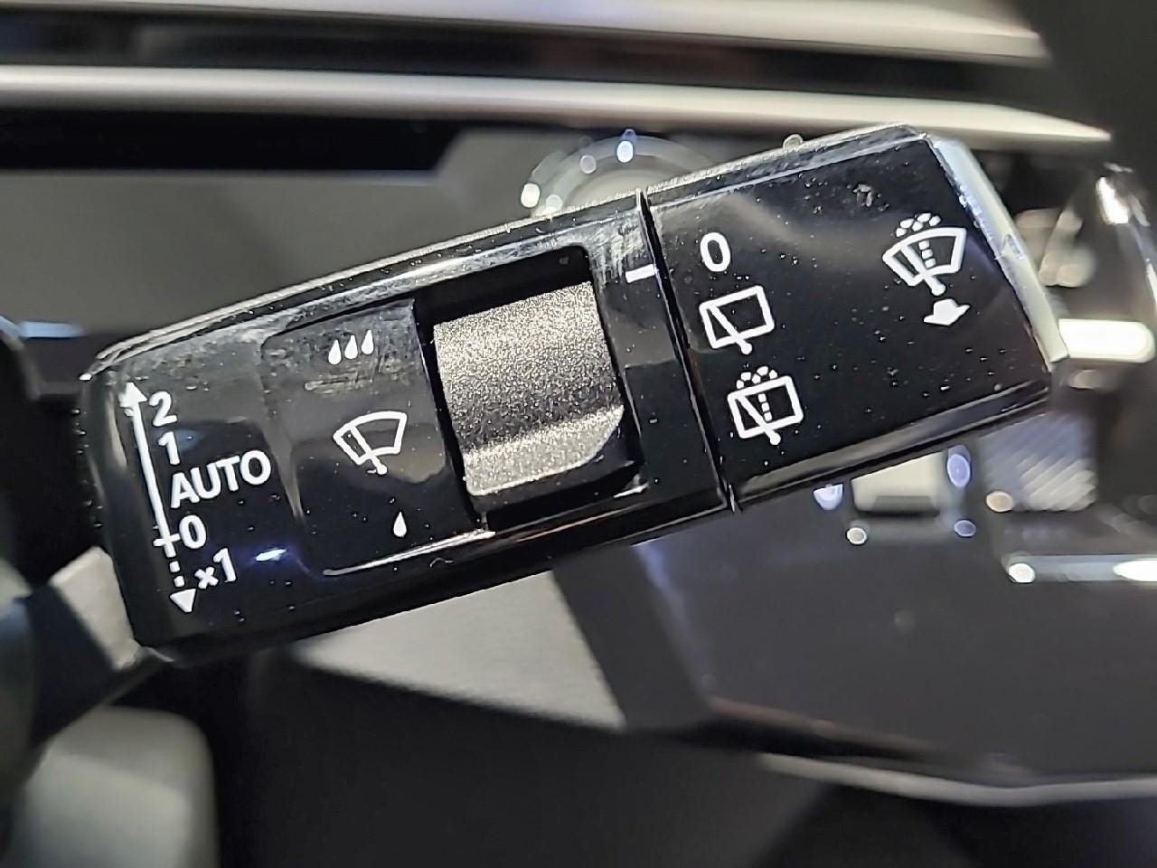 Peugeot 5008 hybrid 145 ch e-dcs6 allure — photo 26