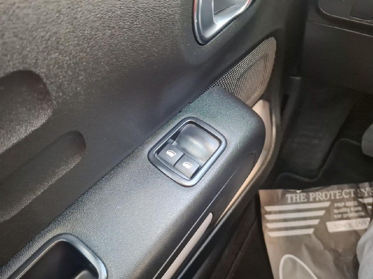 Citroën C3 1.2 puretech 83ch s&s you — photo 19