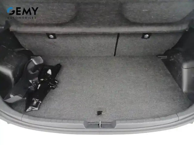 Toyota Yaris hybride pro 100h — photo 51