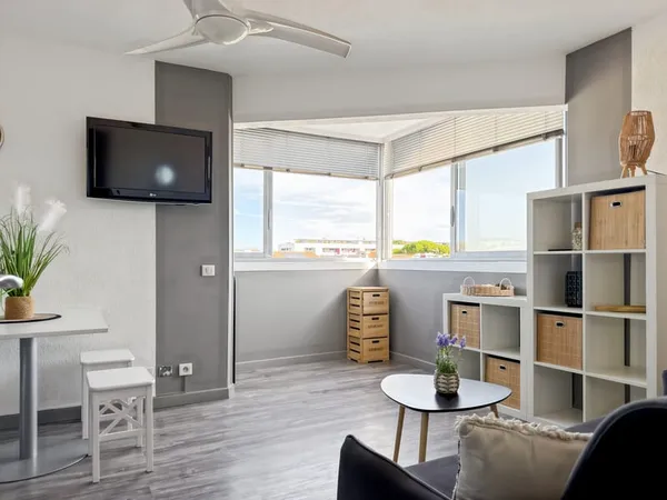 Palavas-les-Flots Studio cabine rénové à deux pas de la pl