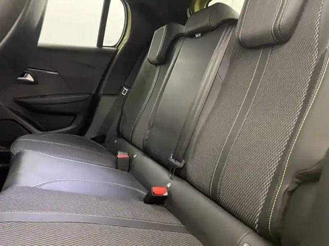 Peugeot 208 puretech 100 s&amp;s bvm6 — photo 15